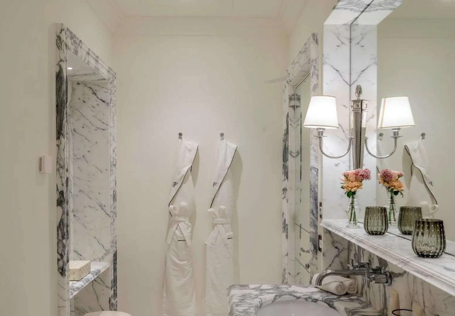 Rocco Forte House Via Manzoni Milan Apartment